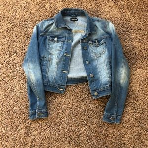 Jean jacket, Size: Small